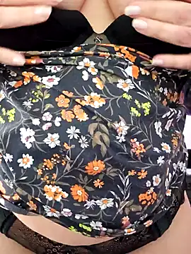 Snapshot of MarleneBloem chatting on March 14, 2025, 11:23 am MarleneBloem online show from March 14, 2025, 11:23 am