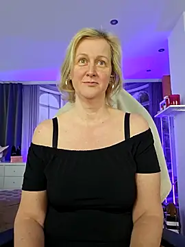 Snapshot of MarleneBloem chatting on April 24, 2026, 3:25 pm MarleneBloem online show from April 24, 2026, 3:25 pm