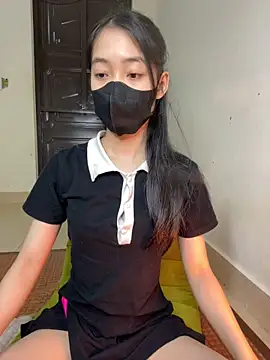 DA-EUN online show from March 8, 2025, 2:45 am