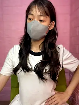 DA-EUN online show from October 13, 2025, 2:02 am