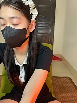 DA-EUN online show from February 28, 2025, 3:15 am