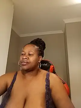 bustylisa1983 online show from March 27, 2026, 4:54 am