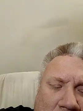 Snapshot of Jbirdb48 chatting on November 25, 2025, 11:10 am Jbirdb48 online show from November 25, 2025, 11:10 am