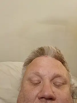 Snapshot of Jbirdb48 chatting on December 1, 2025, 12:11 am Jbirdb48 online show from December 1, 2025, 12:11 am