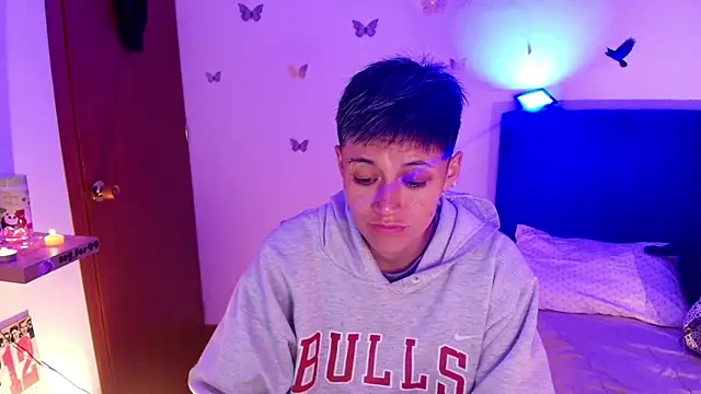 Snapshot of 9_Fernanda_9 chatting on November 26, 2025, 7:30 am 9 Fernanda 9 online show from November 26, 2025, 7:30 am