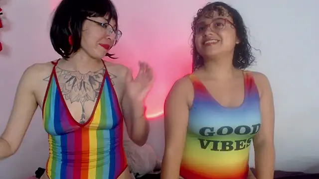 lou cute online show from February 11, 2025, 3:18 am