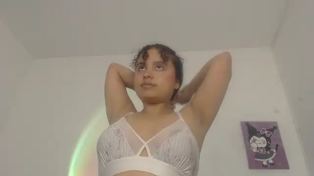 lou cute online show from February 21, 2025, 3:34 am