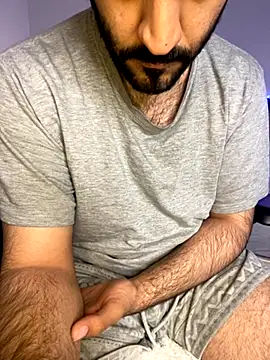 Snapshot of boymoon_20 chatting on September 15, 2025, 11:05 pm boymoon 20 online show from September 15, 2025, 11:05 pm