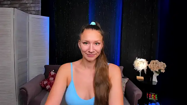 Snapshot of SarahCoksss chatting on November 2, 2025, 12:10 pm SarahCoksss online show from November 2, 2025, 12:10 pm