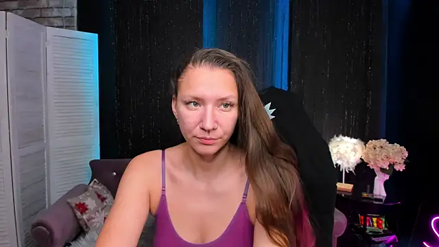 Snapshot of SarahCoksss chatting on November 27, 2025, 12:00 am SarahCoksss online show from November 27, 2025, 12:00 am