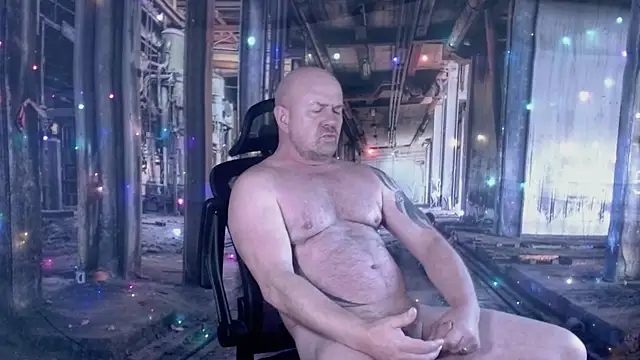 ManlyPrisonGuy online show from December 19, 2025, 1:46 pm