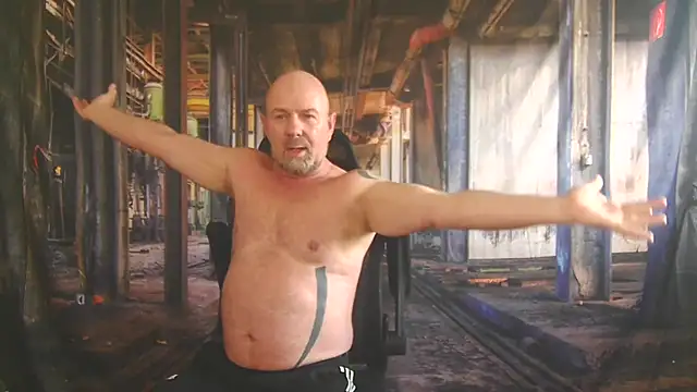 ManlyPrisonGuy online show from June 30, 2026, 2:17 pm