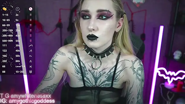 amywhitenessxx online show from April 20, 2026, 1:35 pm