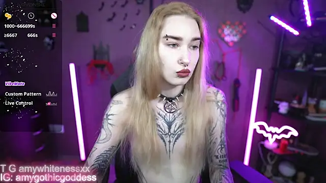 Snapshot of amywhitenessxx chatting on June 13, 2026, 4:38 pm amywhitenessxx online show from June 13, 2026, 4:38 pm