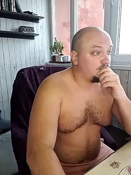 Pandasky online show from December 10, 2024, 1:11 pm