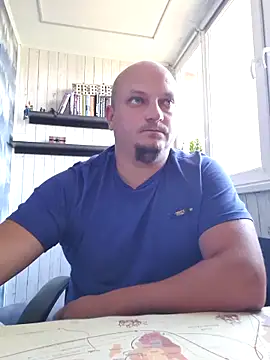 Pandasky online show from October 1, 2025, 10:20 am