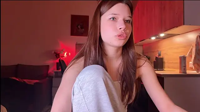 Snapshot of YourOblivion chatting on November 14, 2025, 4:32 pm YourOblivion online show from November 14, 2025, 4:32 pm