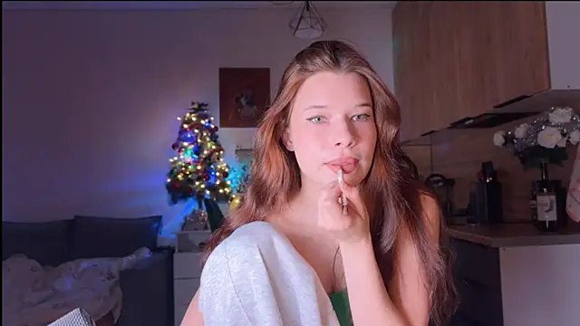 Snapshot of YourOblivion chatting on November 28, 2025, 5:46 pm YourOblivion online show from November 28, 2025, 5:46 pm