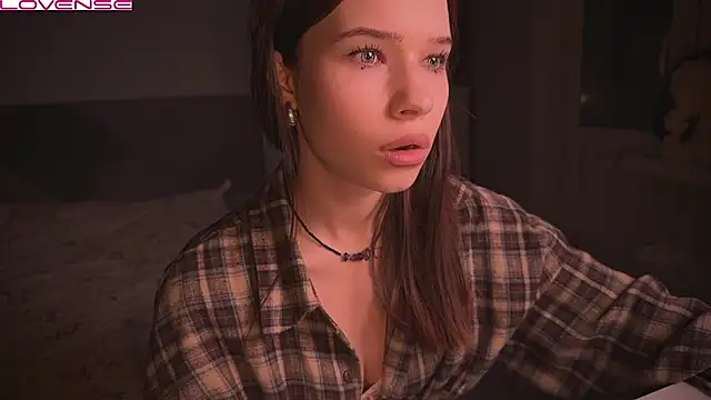 Snapshot of YourOblivion chatting on March 17, 2025, 6:00 pm YourOblivion online show from March 17, 2025, 6:00 pm