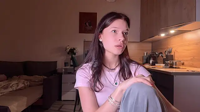 Snapshot of YourOblivion chatting on September 18, 2025, 7:06 pm YourOblivion online show from September 18, 2025, 7:06 pm