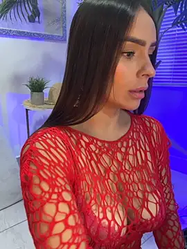 Snapshot of Mau_White chatting on April 12, 2026, 7:17 pm Mau White online show from April 12, 2026, 7:17 pm