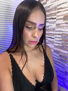 Mau White online show from March 13, 2025, 11:27 pm