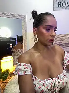 Mau White online show from March 6, 2025, 10:15 pm