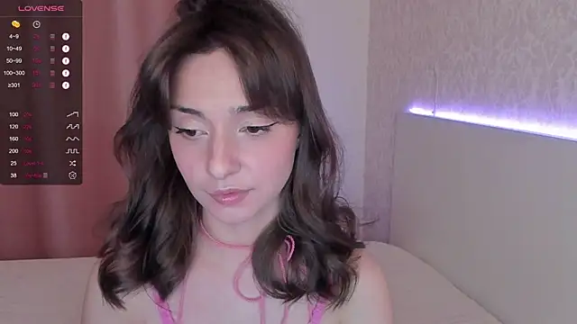 Snapshot of XYour_CharmX chatting on December 14, 2024, 9:24 pm XYour CharmX online show from December 14, 2024, 9:24 pm