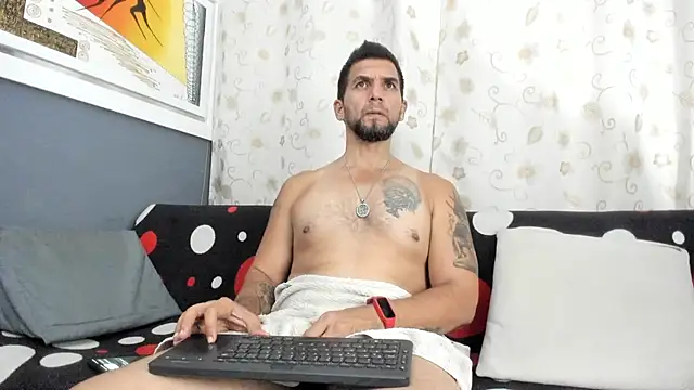 JULESLAKES online show from November 16, 2025, 3:55 am