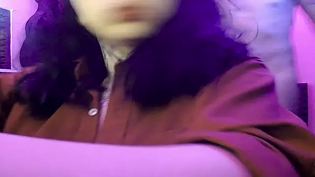 zoejhonny online show from December 19, 2025, 1:20 am