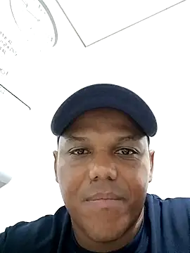 Snapshot of Mailsonp chatting on February 23, 2026, 11:27 pm Mailsonp online show from February 23, 2026, 11:27 pm