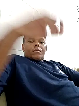 Snapshot of Mailsonp chatting on February 20, 2026, 9:28 pm Mailsonp online show from February 20, 2026, 9:28 pm