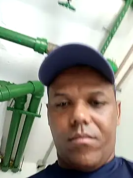 Snapshot of Mailsonp chatting on February 25, 2026, 5:02 pm Mailsonp online show from February 25, 2026, 5:02 pm