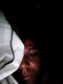 Snapshot of Mailsonp chatting on February 10, 2026, 12:37 pm Mailsonp online show from February 10, 2026, 12:37 pm