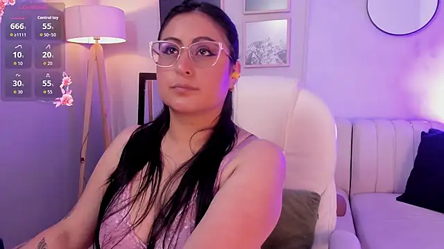 Snapshot of Amber_gold_ chatting on January 14, 2026, 8:56 pm Amber gold online show from January 14, 2026, 8:56 pm