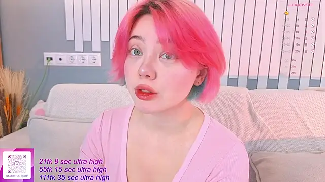 Snapshot of __KawaiiYuki__ chatting on October 16, 2025, 5:49 am   KawaiiYuki   online show from October 16, 2025, 5:49 am