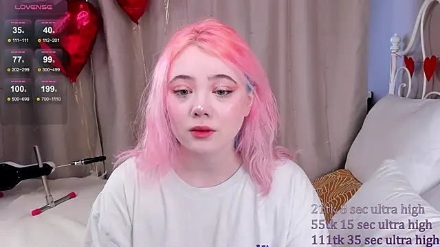 Snapshot of __KawaiiYuki__ chatting on February 13, 2025, 8:38 am   KawaiiYuki   online show from February 13, 2025, 8:38 am