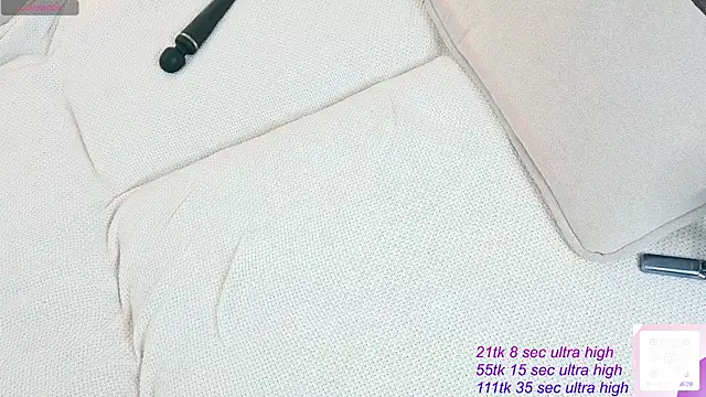 Snapshot of __KawaiiYuki__ chatting on June 19, 2026, 4:18 am KawaiiYuki online show from June 19, 2026, 4:18 am