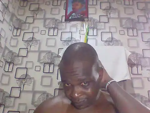 Snapshot of Chumba_001 chatting on April 18, 2026, 4:53 pm Chumba 001 online show from April 18, 2026, 4:53 pm