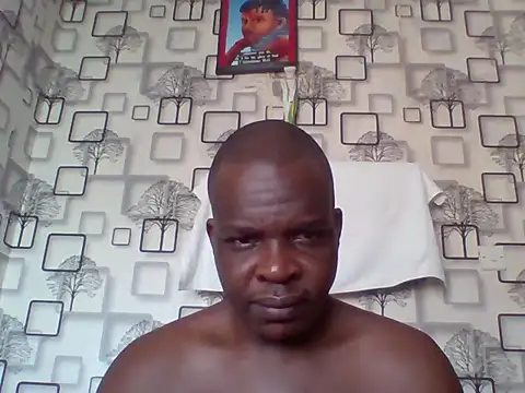 Snapshot of Chumba_001 chatting on May 5, 2026, 5:43 am Chumba 001 online show from May 5, 2026, 5:43 am