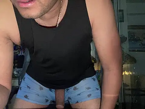 Snapshot of ThickDick_Daddy chatting on May 30, 2026, 6:20 am ThickDick Daddy online show from May 30, 2026, 6:20 am
