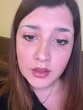 Snapshot of Novababy18 chatting on February 1, 2025, 12:18 am Novababy18 online show from February 1, 2025, 12:18 am