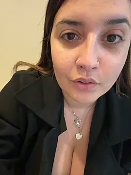 Snapshot of Novababy18 chatting on February 27, 2026, 11:26 pm Novababy18 online show from February 27, 2026, 11:26 pm