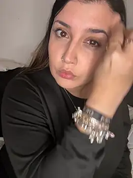 Snapshot of Novababy18 chatting on February 4, 2026, 9:10 pm Novababy18 online show from February 4, 2026, 9:10 pm