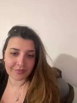 Snapshot of Novababy18 chatting on February 22, 2025, 1:44 am Novababy18 online show from February 22, 2025, 1:44 am