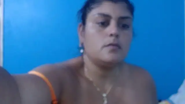 Snapshot of AlyDenalioficial chatting on February 3, 2025, 8:24 pm AlyDenalioficial online show from February 3, 2025, 8:24 pm