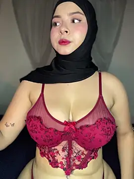 aneesa darzi online show from November 25, 2025, 5:57 pm