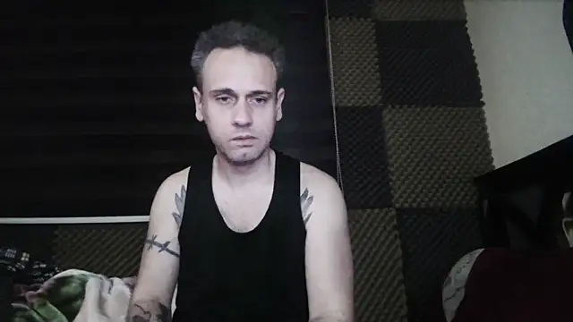 Snapshot of Arabeyes chatting on March 9, 2026, 7:28 pm Arabeyes online show from March 9, 2026, 7:28 pm