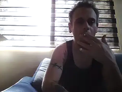 Snapshot of Arabeyes chatting on May 8, 2026, 2:10 pm Arabeyes online show from May 8, 2026, 2:10 pm