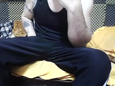 Snapshot of Arabeyes chatting on November 11, 2025, 4:29 am Arabeyes online show from November 11, 2025, 4:29 am